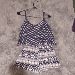 Derek Heart Navy and White Patterned Set